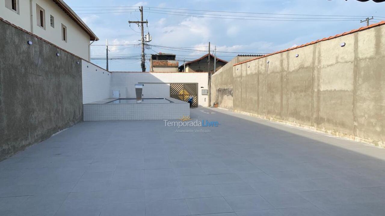 Casa para alquiler de vacaciones em Praia Grande (Vila Mirim)