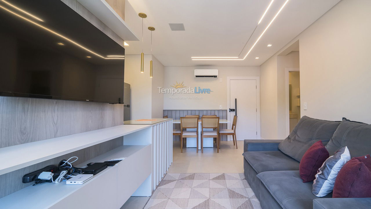 Apartment for vacation rental in Bombinhas (Praia de Bombinhas)