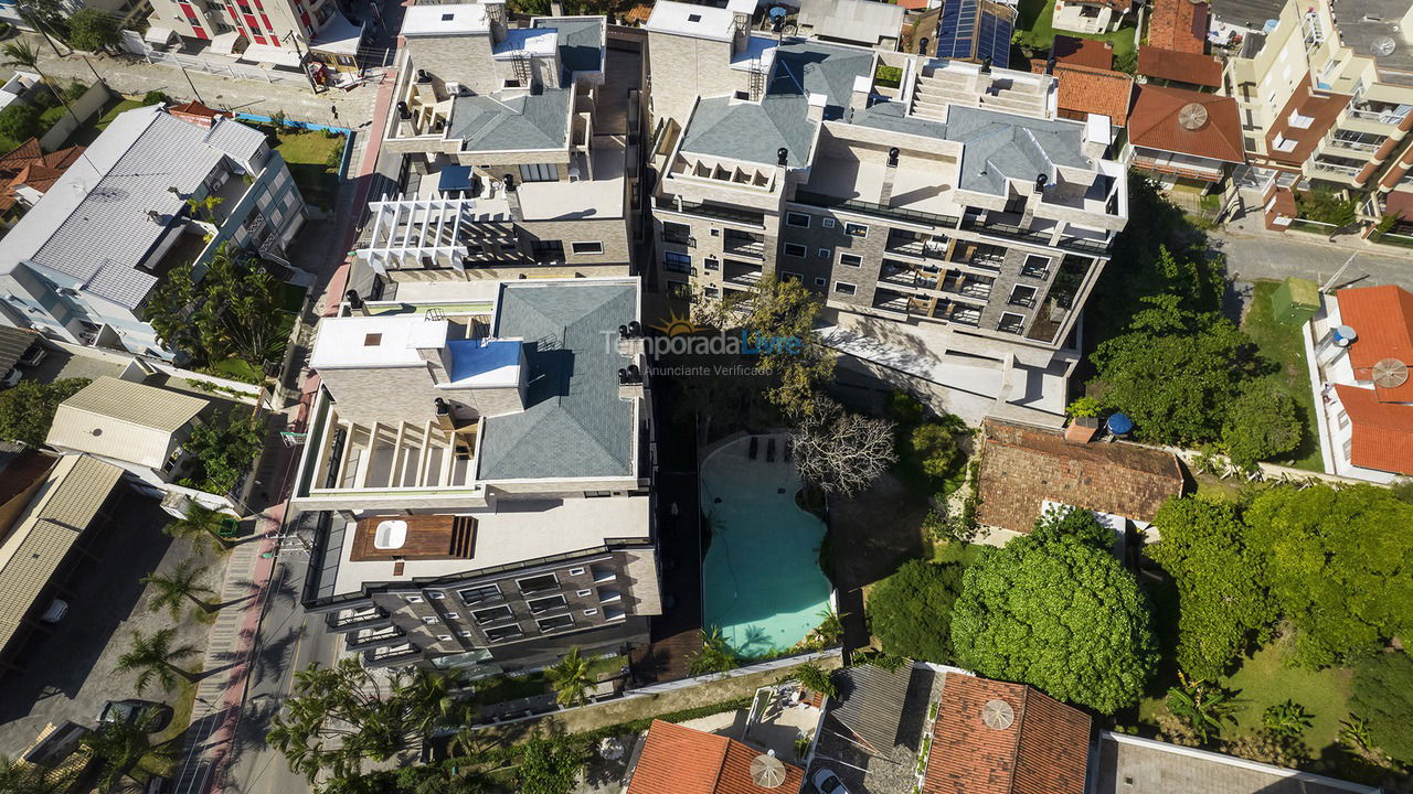 Apartment for vacation rental in Bombinhas (Praia de Bombinhas)