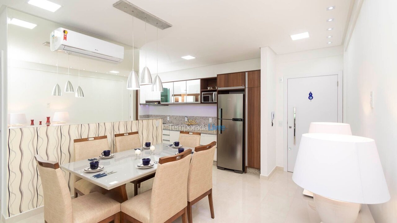 Apartment for vacation rental in Bombinhas (Praia de Bombas)