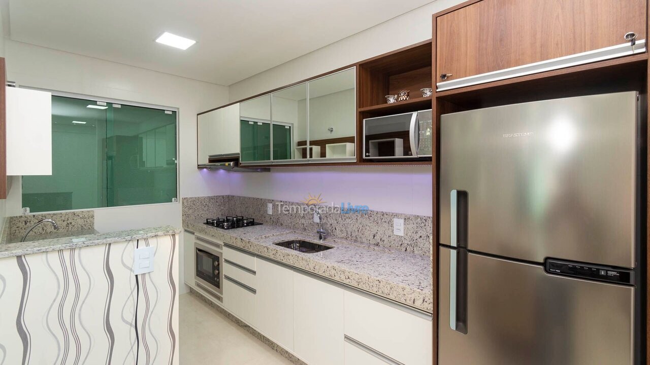 Apartment for vacation rental in Bombinhas (Praia de Bombas)