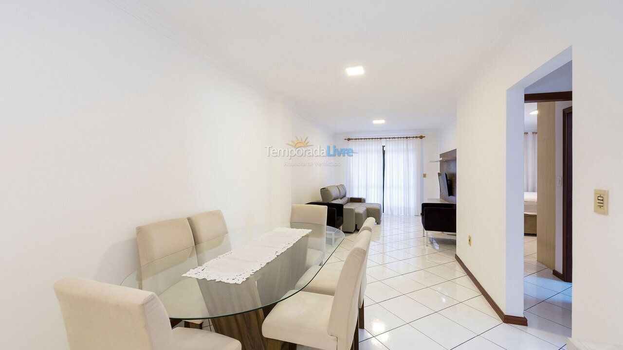 Apartamento para aluguel de temporada em Bombinhas (Praia de Bombas)