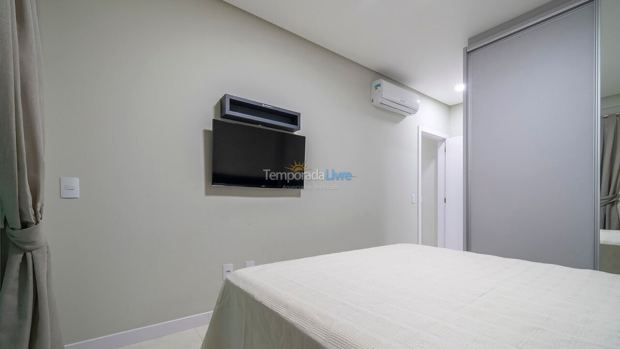Apartamento para aluguel de temporada em Bombinhas (Praia de Bombas)