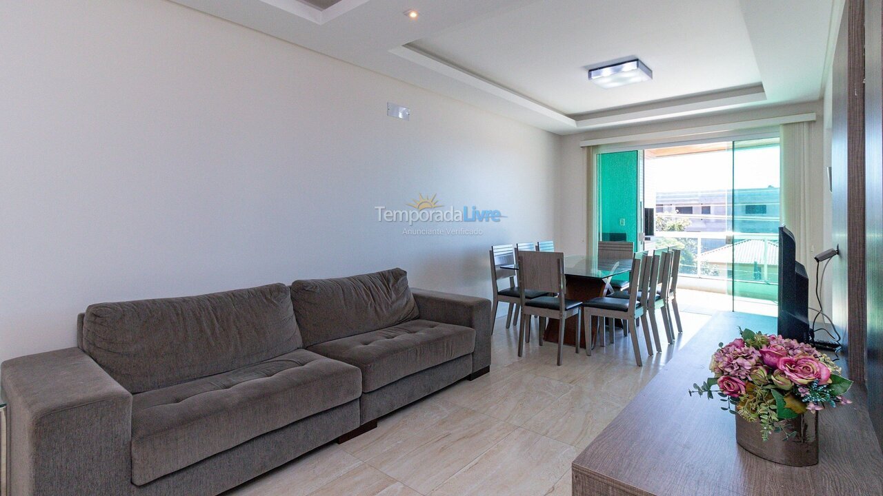 Apartamento para aluguel de temporada em Bombinhas (Praia de Bombas)