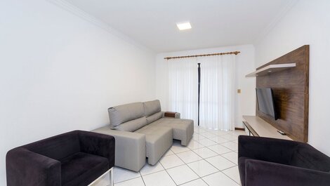 Aluguel Apartamento 04 Dormitórios Vista para o Mar na Praia Bombas SC
