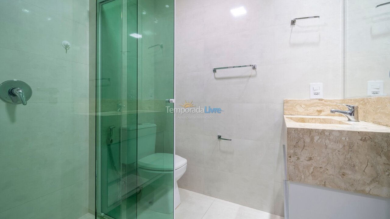 Apartamento para aluguel de temporada em Bombinhas (Praia de Bombas)