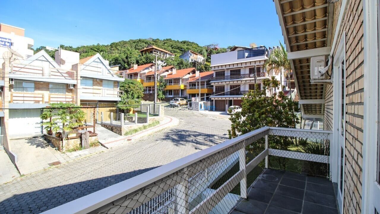 House for vacation rental in Bombinhas (Praia de Bombinhas)