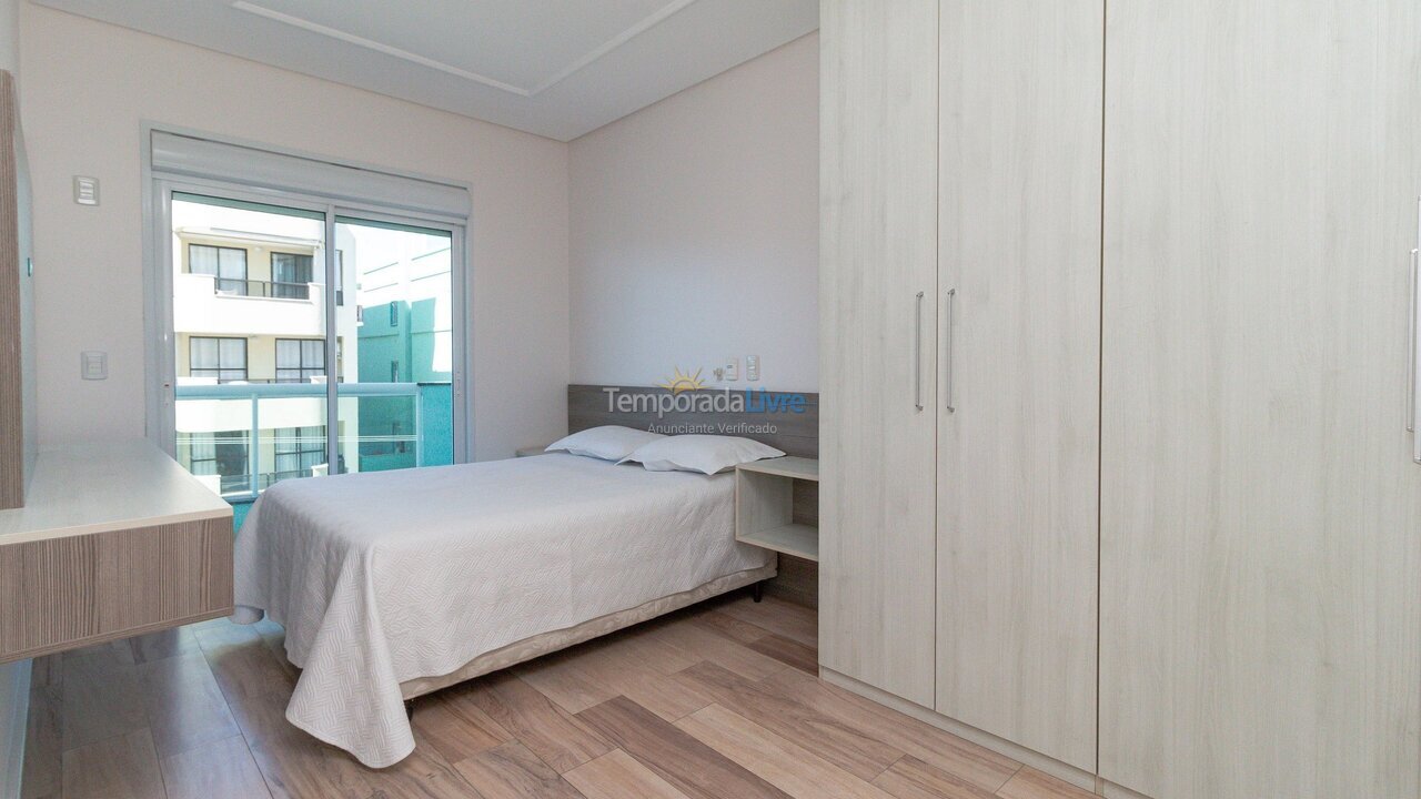 Apartamento para aluguel de temporada em Bombinhas (Praia de Bombas)