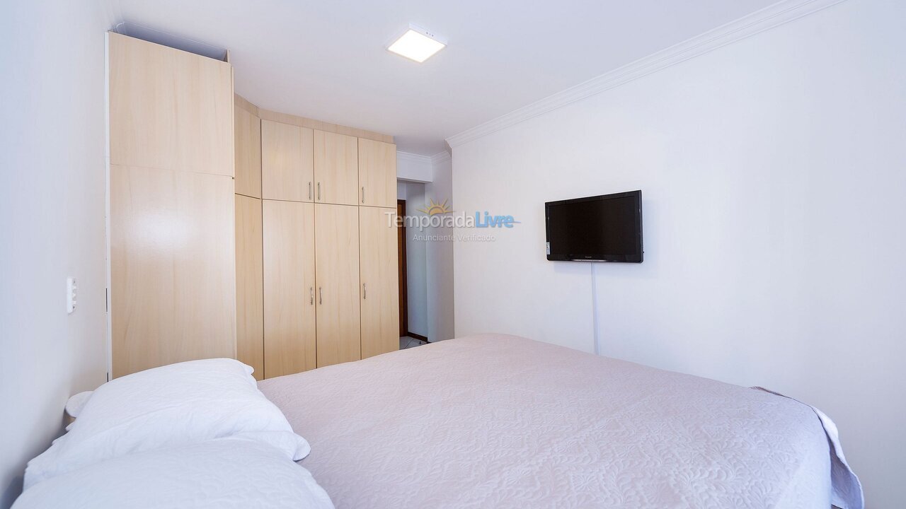 Apartamento para aluguel de temporada em Bombinhas (Praia de Bombas)