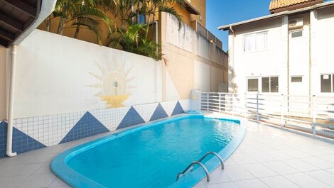 Rent House 2 bedrooms 6 people with poolBombas / SC