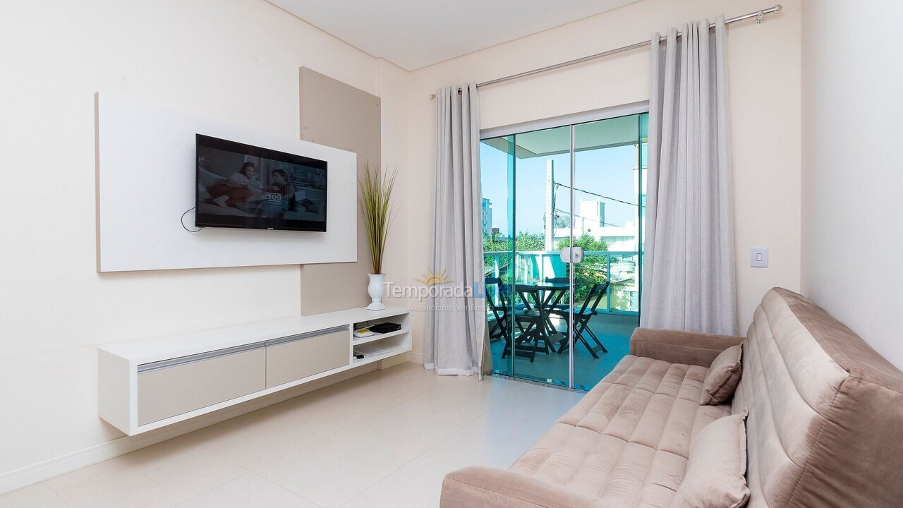 Apartamento para aluguel de temporada em Bombinhas (Praia de Bombas)