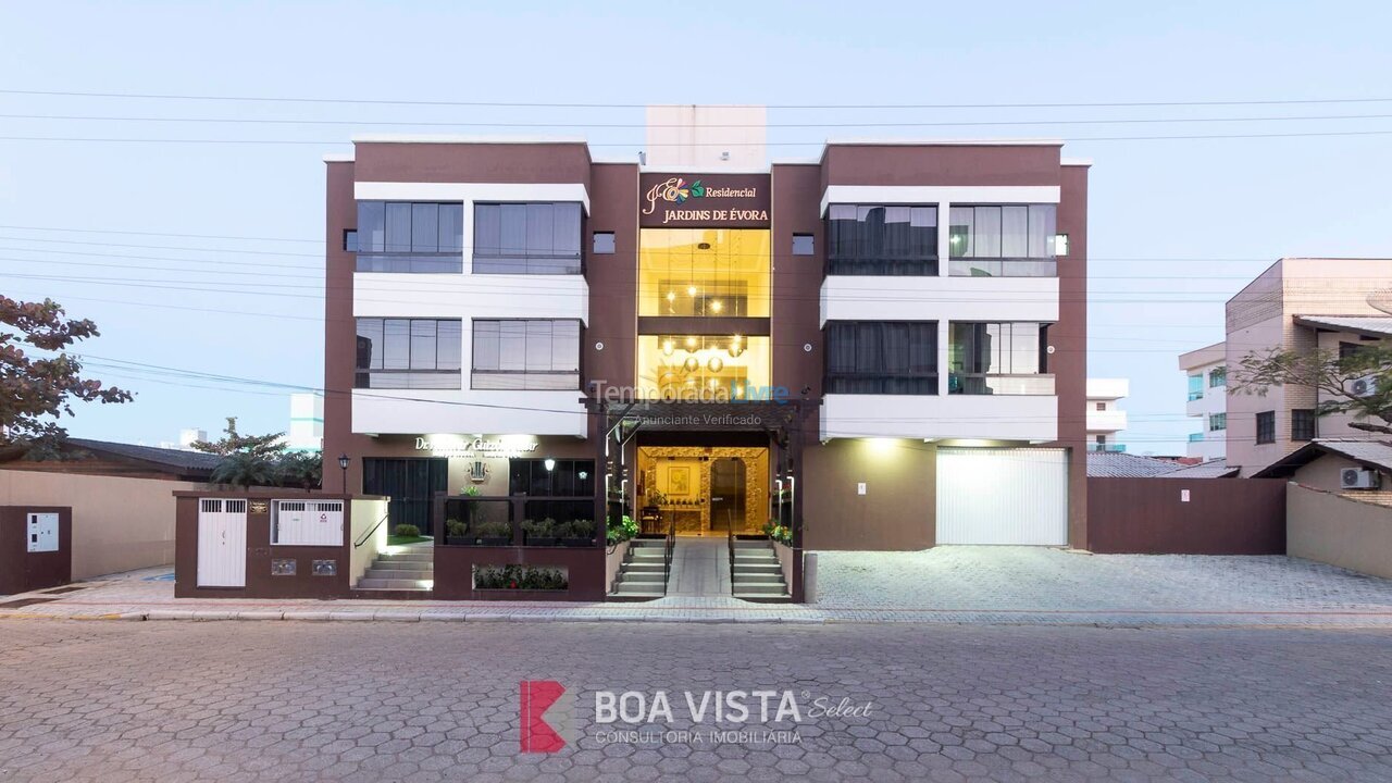 Apartamento para alquiler de vacaciones em Bombinhas (Praia de Bombas)