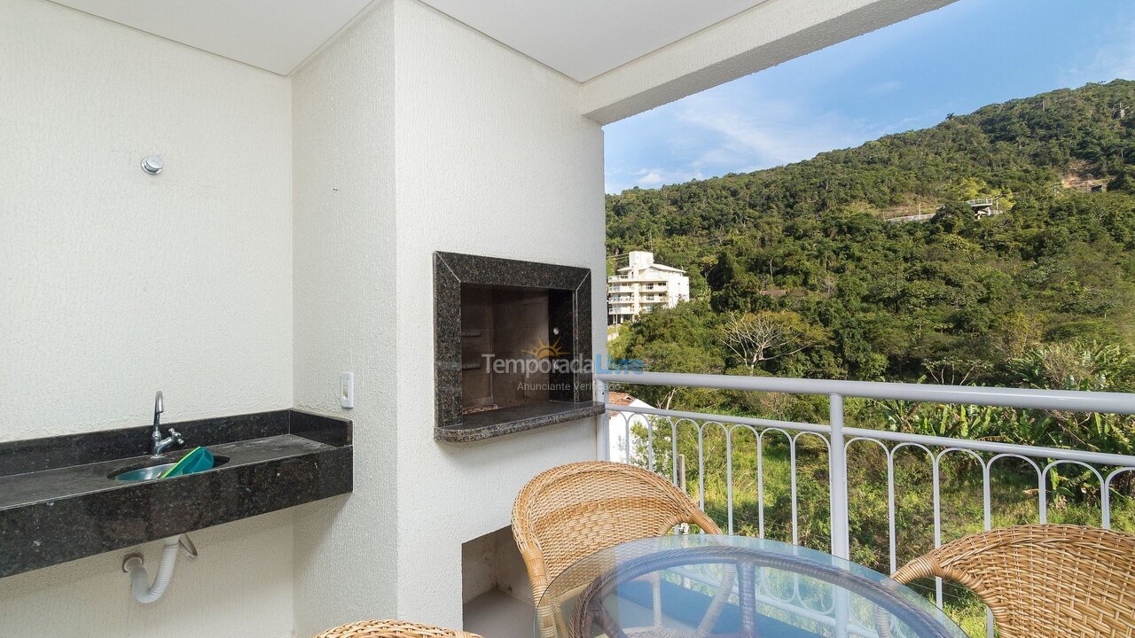 Apartamento para aluguel de temporada em Bombinhas (Praia de Bombas)