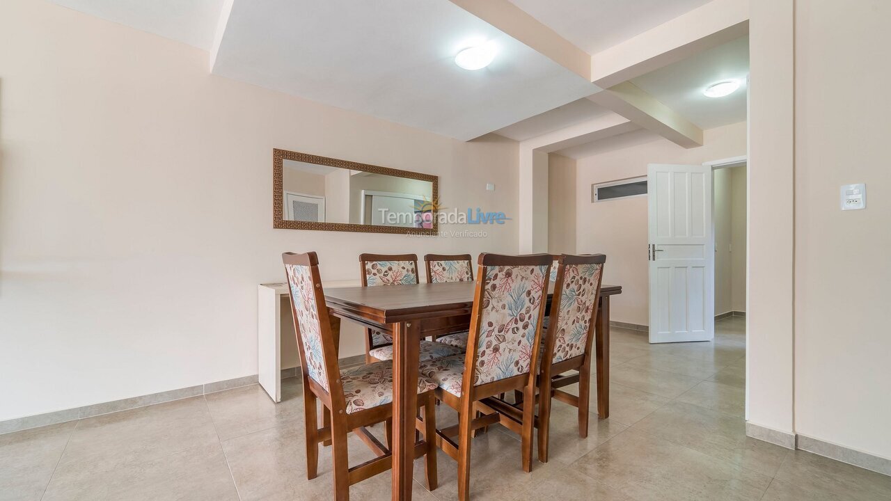 House for vacation rental in Bombinhas (Praia de Bombas)