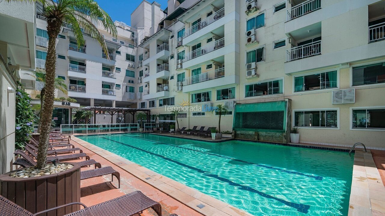 Apartamento para aluguel de temporada em Bombinhas (Praia de Bombas)