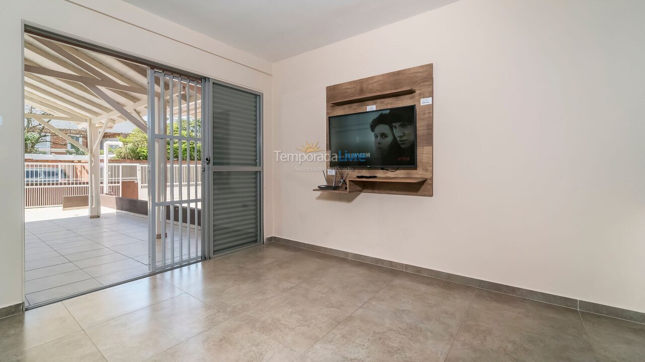 House for vacation rental in Bombinhas (Praia de Bombas)