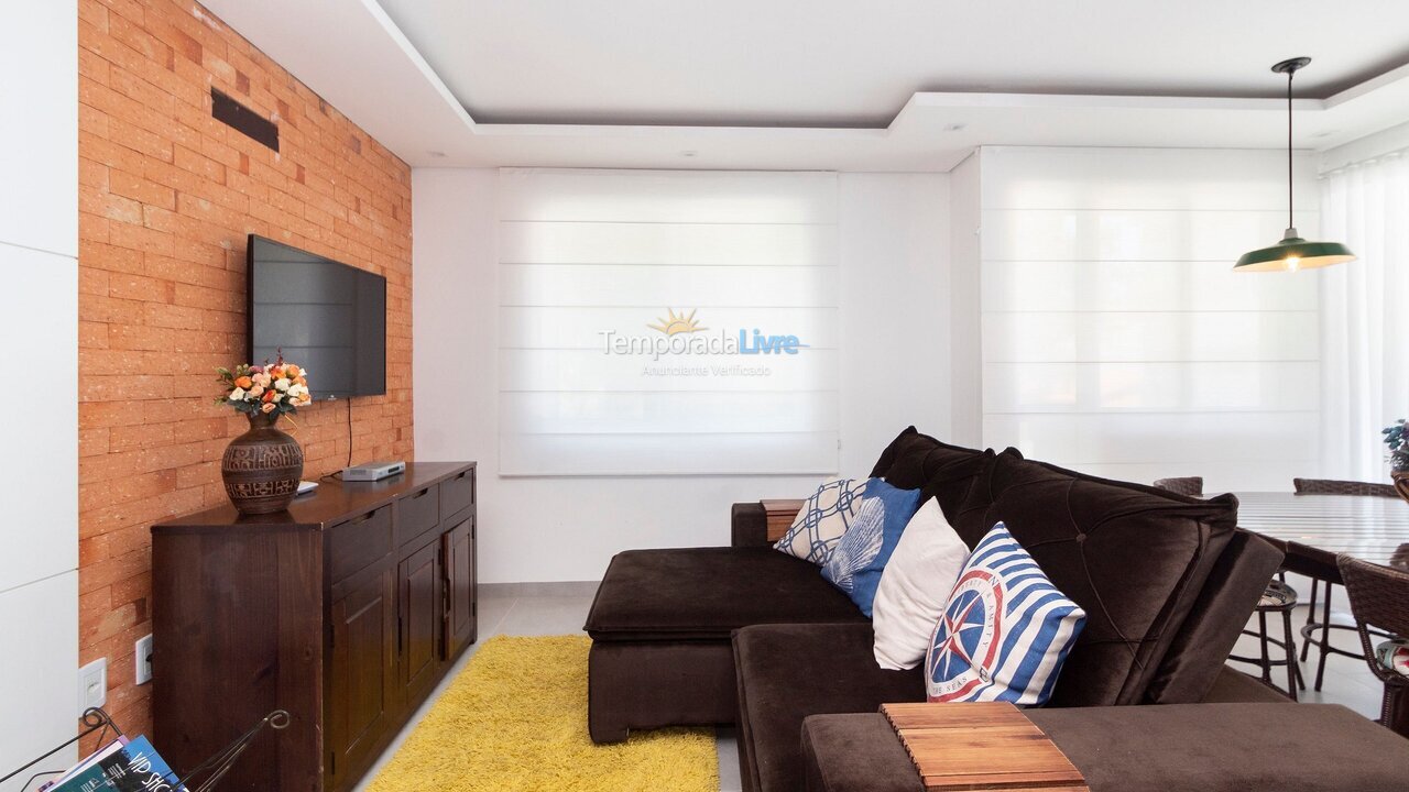 Apartment for vacation rental in Bombinhas (Praia de Bombas)