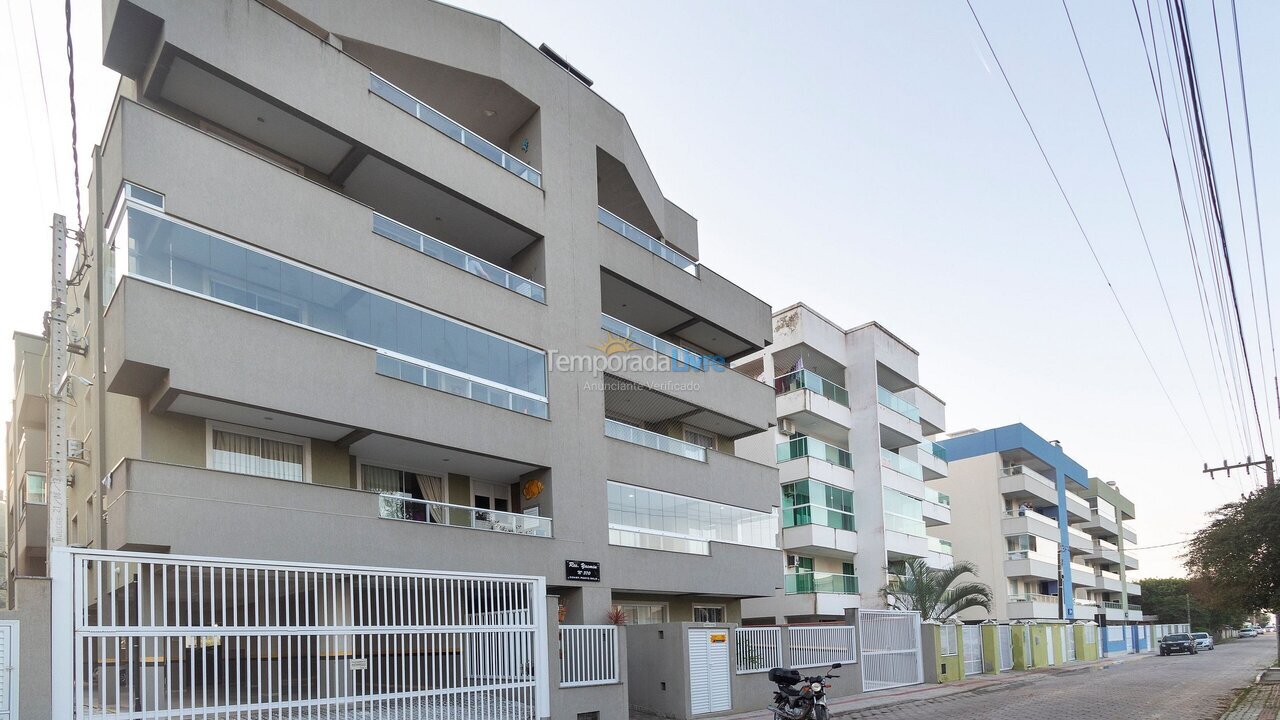 Apartamento para alquiler de vacaciones em Bombinhas (Praia de Bombas)