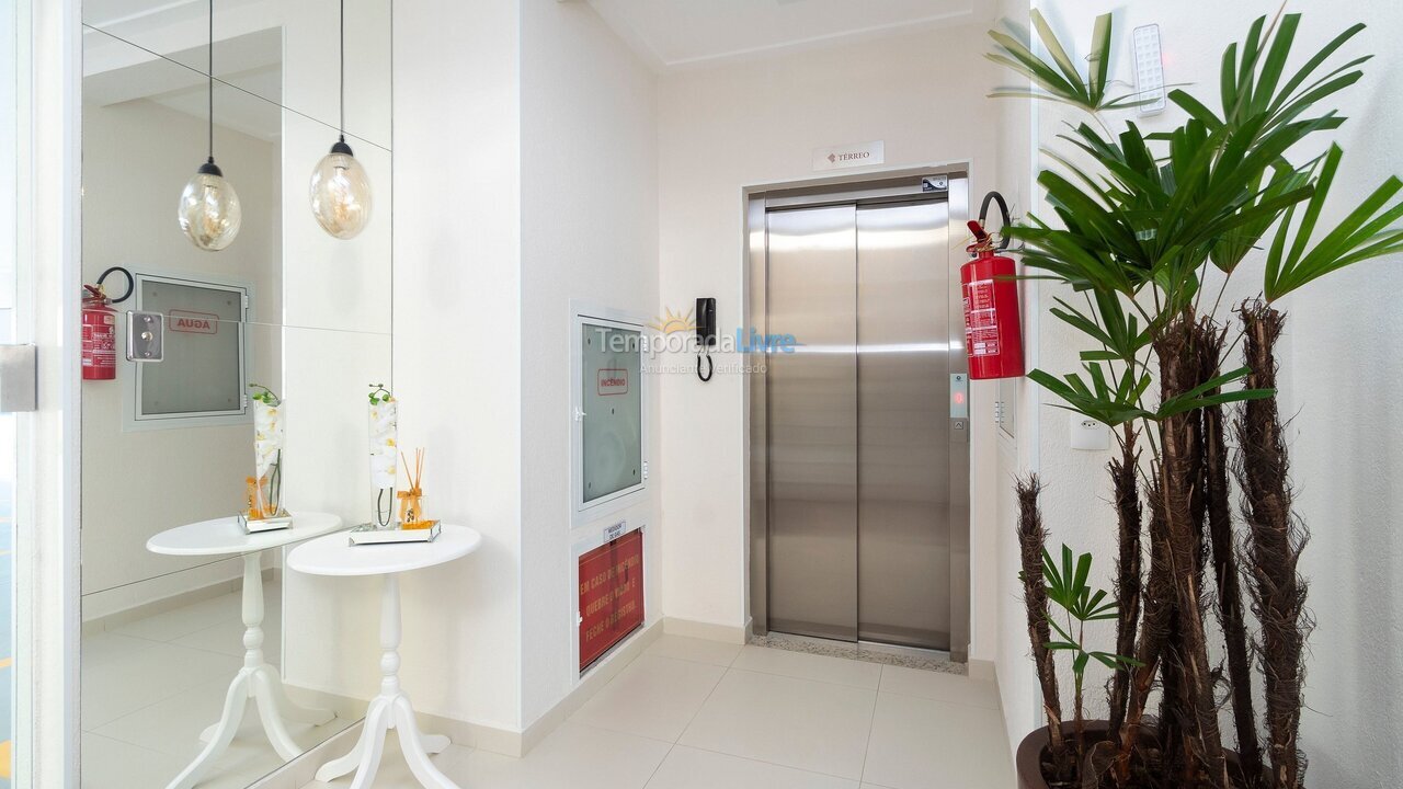 Apartment for vacation rental in Bombinhas (Praia de Bombas)