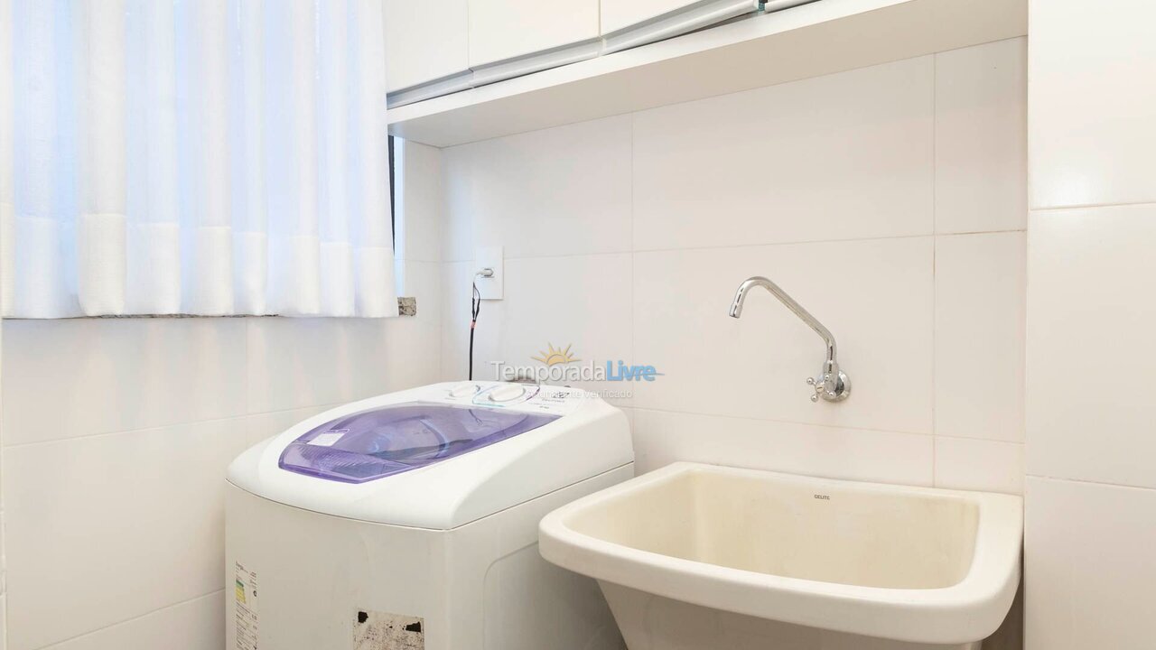 Apartment for vacation rental in Itapema (Meia Praia)