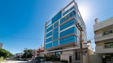 Apartment for rent 2 bedrooms with swimming pool Bombinhas