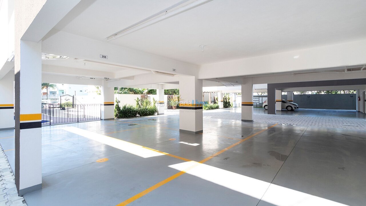 Apartamento para aluguel de temporada em Bombinhas (Praia de Bombas)