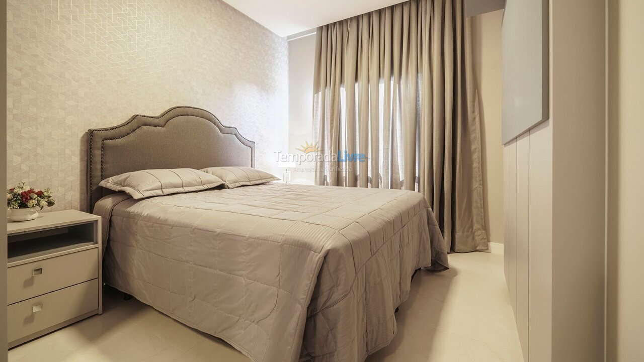 Apartment for vacation rental in Bombinhas (Bombinhas Centro)