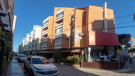 Rent Apartment 2 bedrooms and 1 suite Itapema / SC