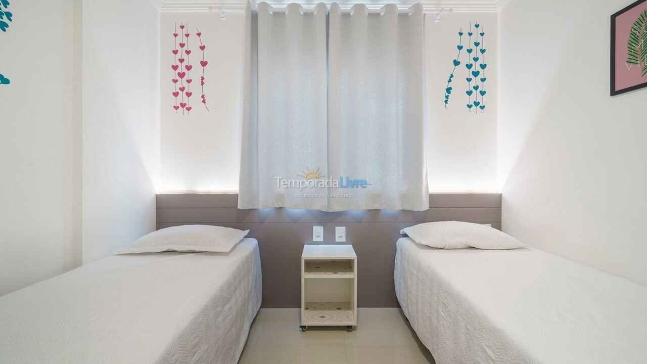 Apartamento para alquiler de vacaciones em Bombinhas (Praia de Bombas)