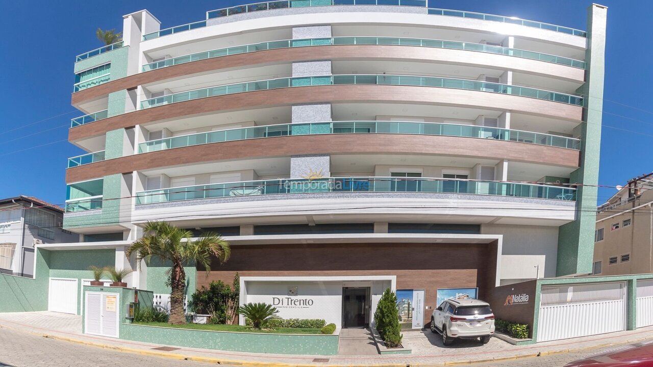 Apartment for vacation rental in Bombinhas (Praia de Bombas)