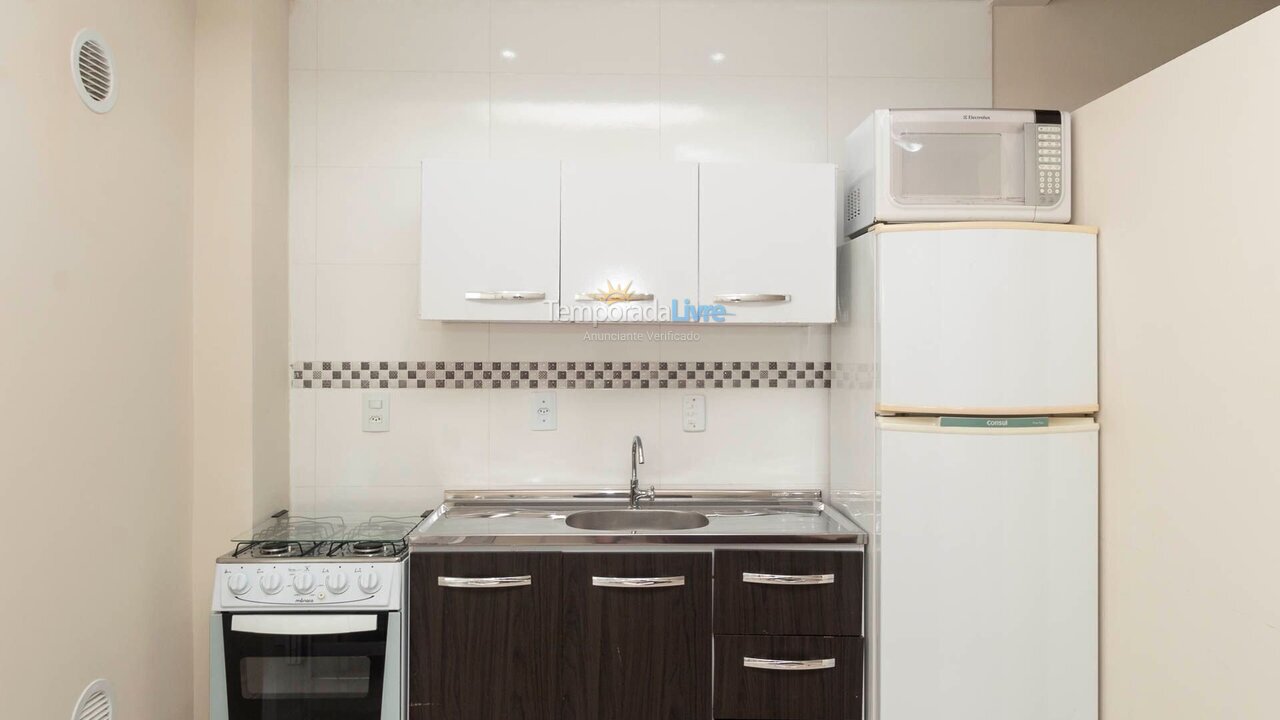 Apartamento para aluguel de temporada em Bombinhas (Praia de Bombas)