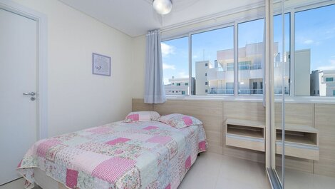 Alquilo Apartamento de 3 dormitorios y 1 suite Bombas / SC