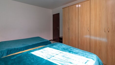 Rent House 2 Bedrooms for 10 People Bombas / SC