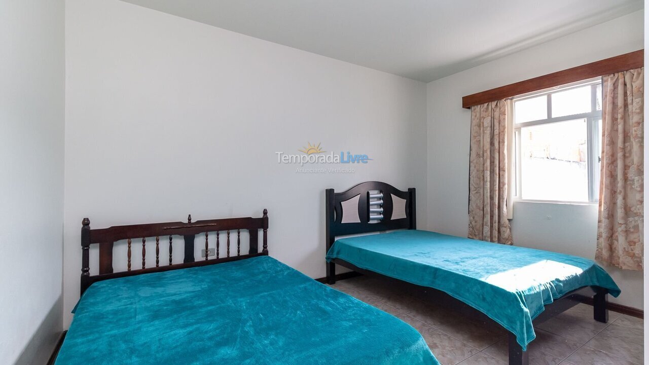 House for vacation rental in Bombinhas (Praia de Bombas)