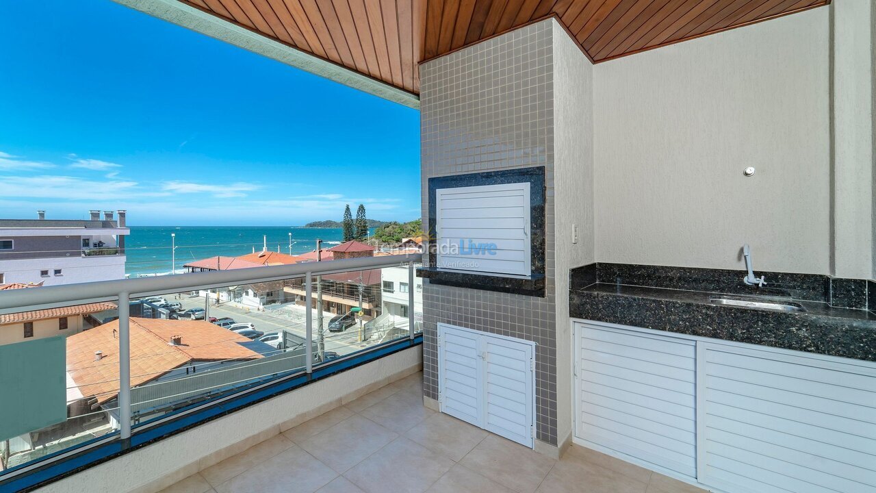 Apartment for vacation rental in Bombinhas (Praia de Bombas)