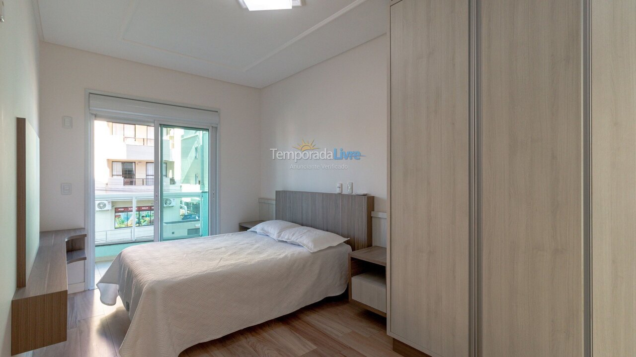 Apartamento para aluguel de temporada em Bombinhas (Praia de Bombas)