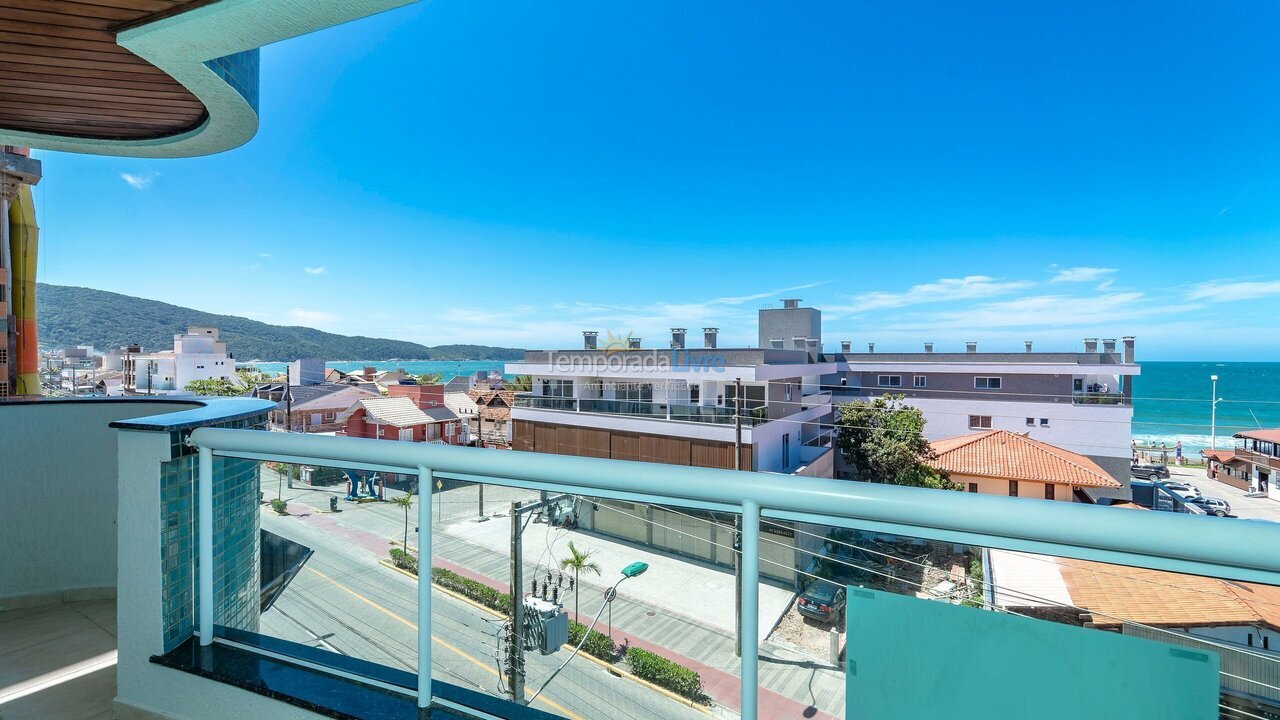 Apartment for vacation rental in Bombinhas (Praia de Bombas)
