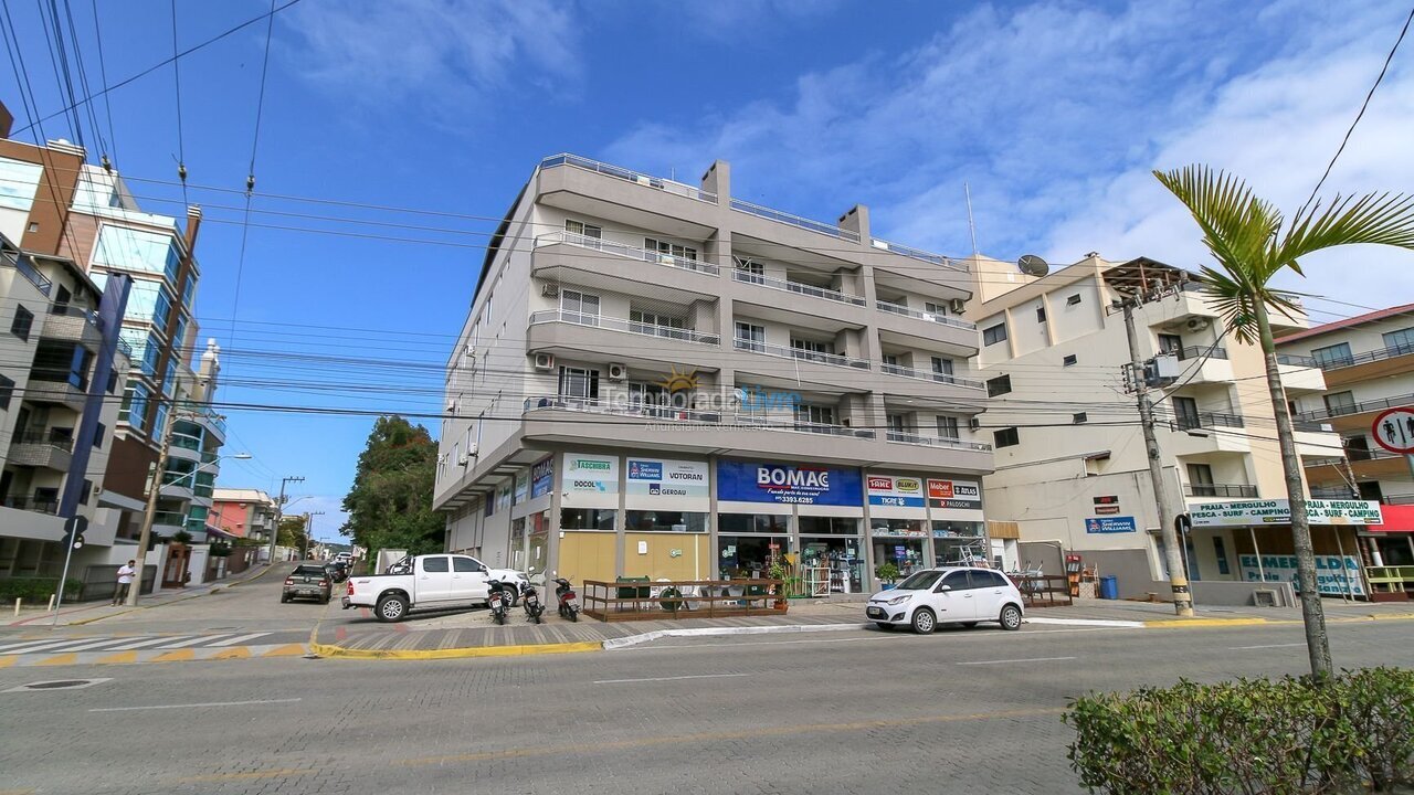 Apartamento para aluguel de temporada em Bombinhas (Praia de Bombas)