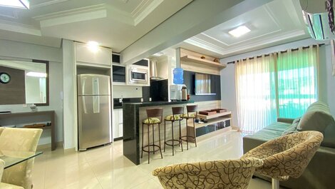 Rent Apartment 3 bedrooms with a suite Bombinhas SC