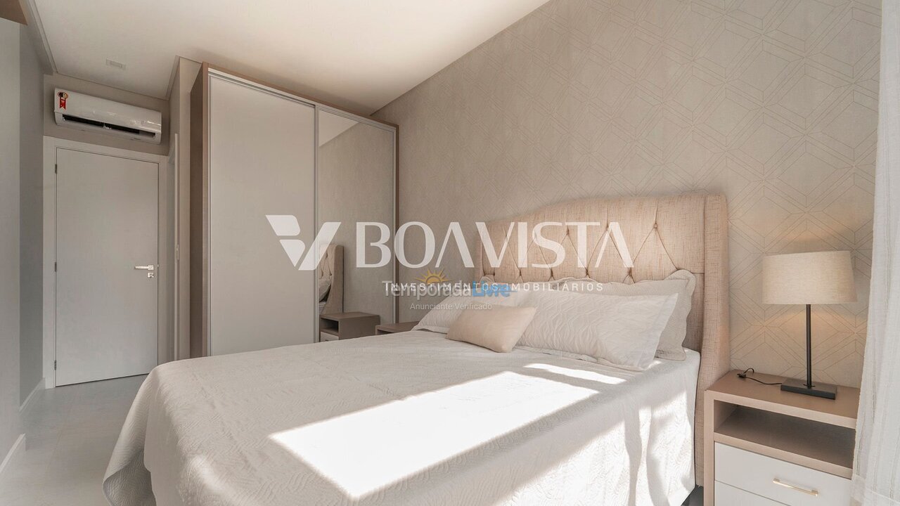 Apartment for vacation rental in Bombinhas (Praia de Bombinhas)