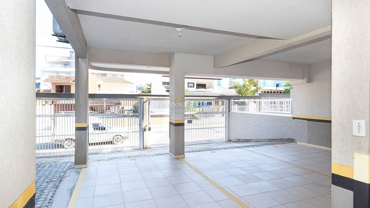 Apartment for vacation rental in Bombinhas (Praia de Bombas)