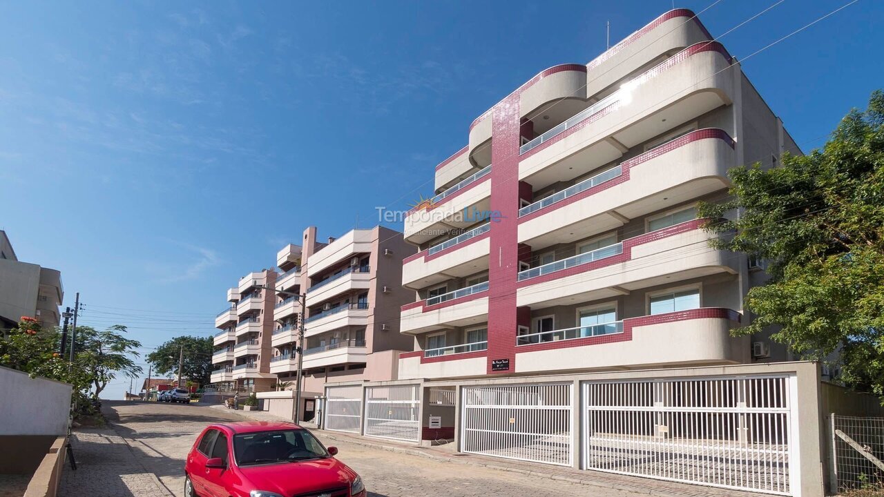 Apartment for vacation rental in Bombinhas (Praia de Bombas)