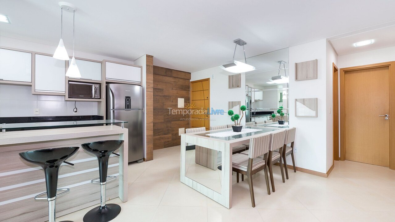 Apartamento para aluguel de temporada em Bombinhas (Praia de Bombas)