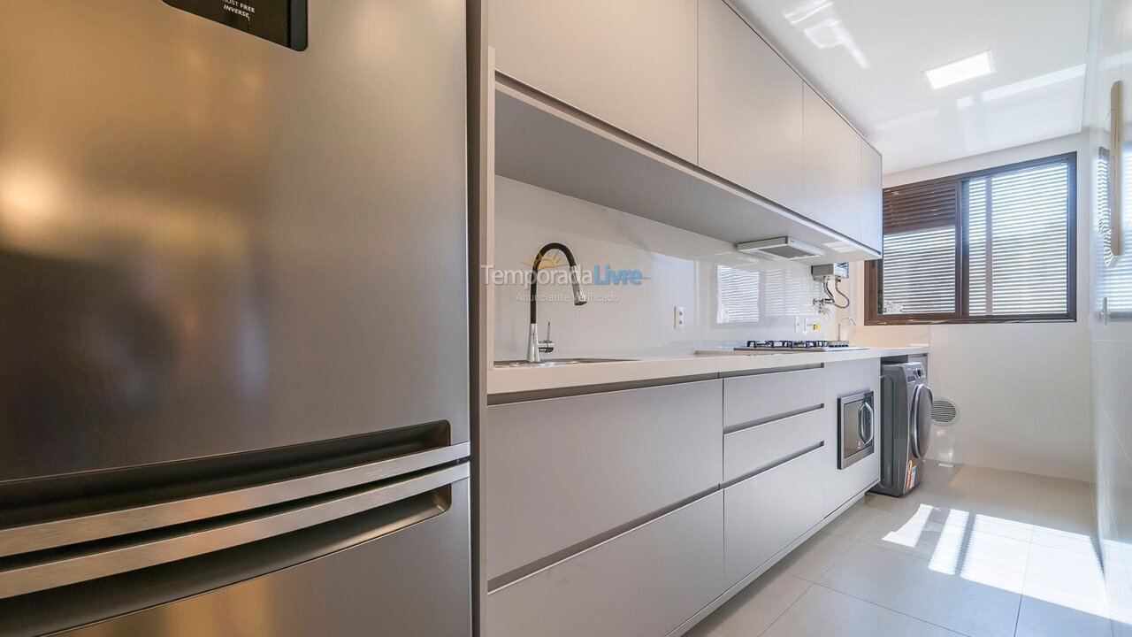 Apartamento para aluguel de temporada em Bombinhas (Praia de Bombas)