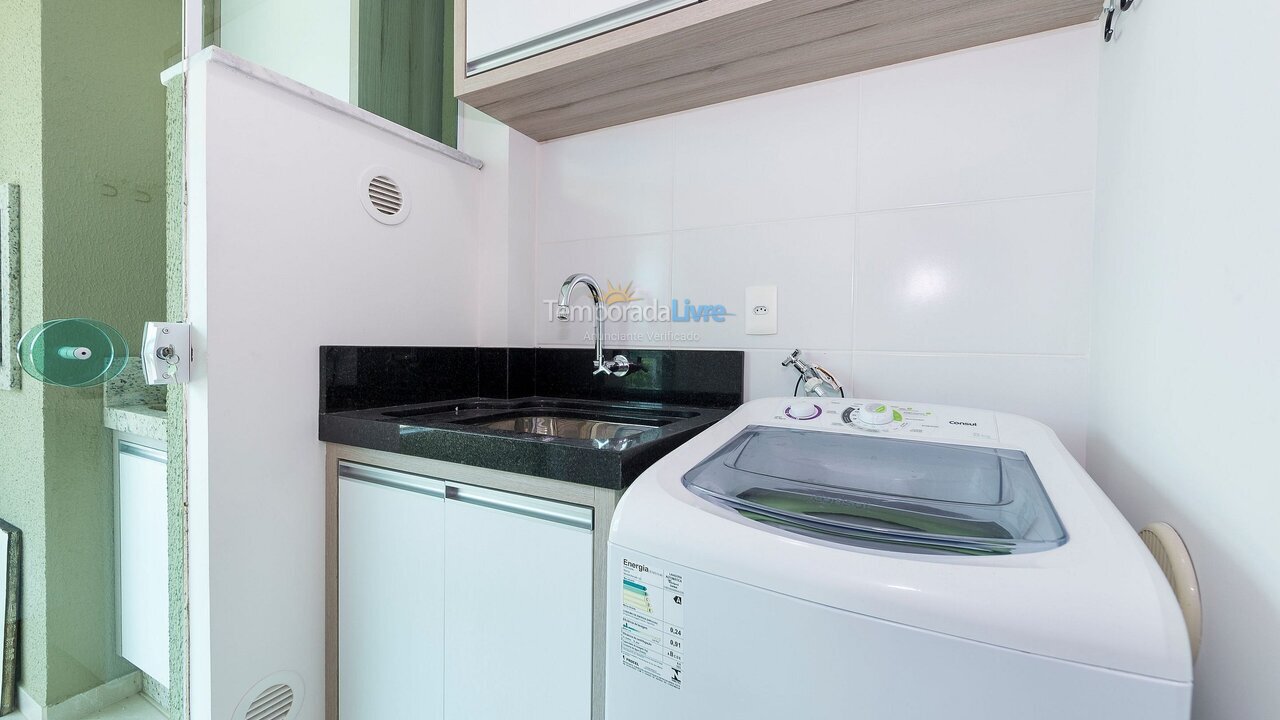 Apartamento para aluguel de temporada em Bombinhas (Praia de Bombas)