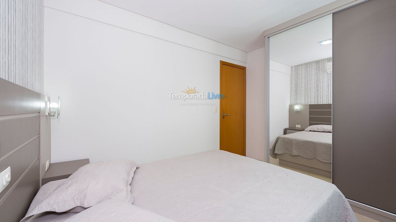 Apartamento para aluguel de temporada em Bombinhas (Praia de Bombas)