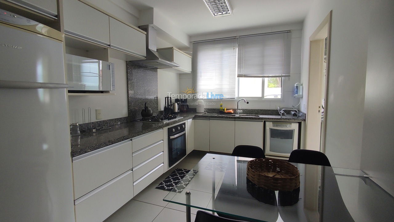 Apartment for vacation rental in Florianópolis (Cachoeira do Bom Jesus)