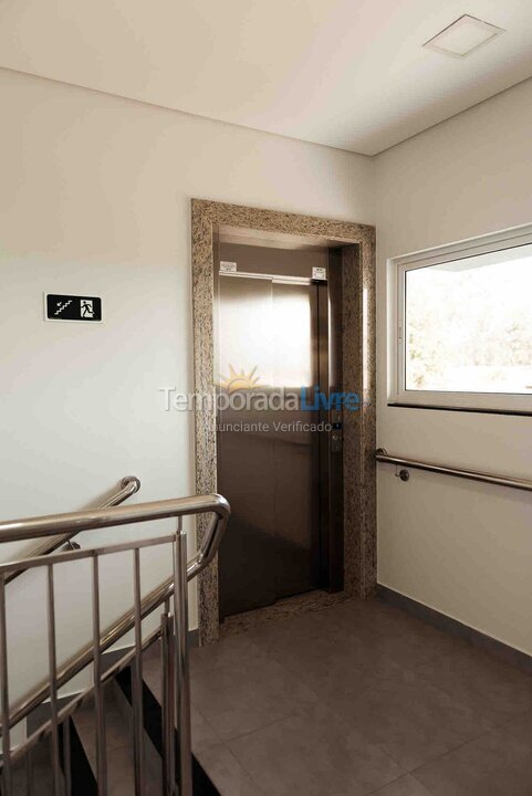 Apartamento para aluguel de temporada em Foz do Iguaçu (Jardim das Laranjeiras)