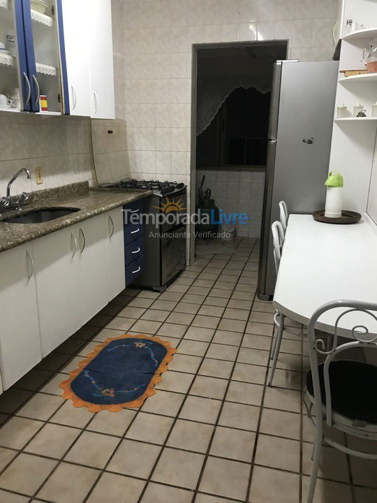 Apartamento para aluguel de temporada em Ubatuba (Praia Grande)