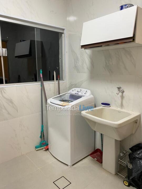 Apartamento para aluguel de temporada em Guarujá (Brunella Enseada)